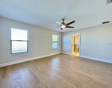 3113 W La Salle Street - Photo Thumbnail 19