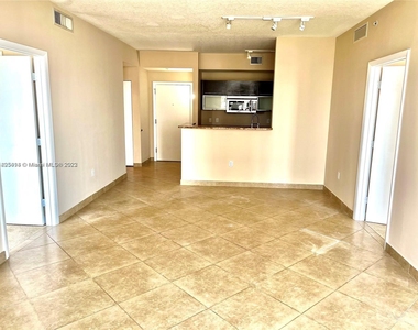 550 Okeechobee Blvd - Photo Thumbnail 15