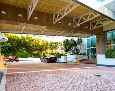 2127 Brickell Ave - Photo Thumbnail 28