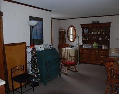 1368 Main Street - Photo Thumbnail 3