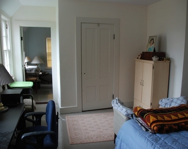 1368 Main Street - Photo Thumbnail 6