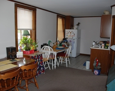 1368 Main Street - Photo Thumbnail 5