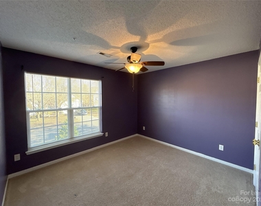 10835 Gardenia Street - Photo Thumbnail 11