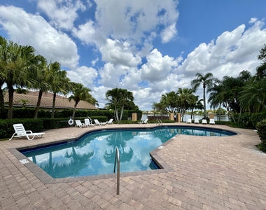 1741 Shoreside Circle - Photo Thumbnail 17