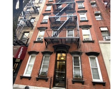 332 E 54th St - Photo Thumbnail 7