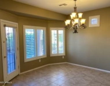 42550 W Candyland Place - Photo Thumbnail 4