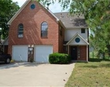 215 Lake Park Road - Photo Thumbnail 0