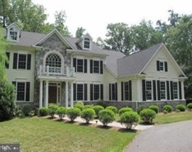 9421 Falls Road - Photo Thumbnail 0