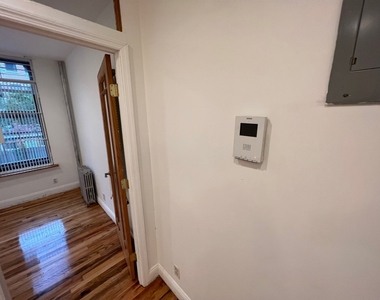 55 Clinton Street - Photo Thumbnail 9