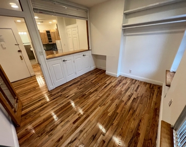 55 Clinton Street - Photo Thumbnail 1