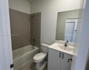 16243 Sw 292 Street - Photo Thumbnail 10