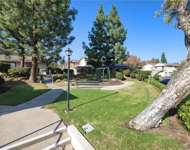 1855 Pritchard Way - Photo Thumbnail 25