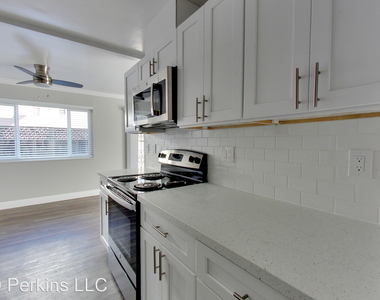 270 Perkins Street - Photo Thumbnail 16