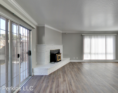 270 Perkins Street - Photo Thumbnail 17