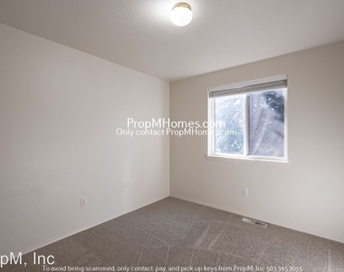 8449 Ne Windstone Street - Photo Thumbnail 23