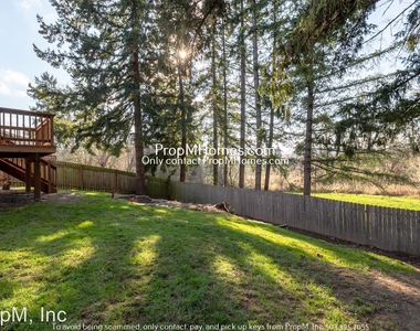 8449 Ne Windstone Street - Photo Thumbnail 16