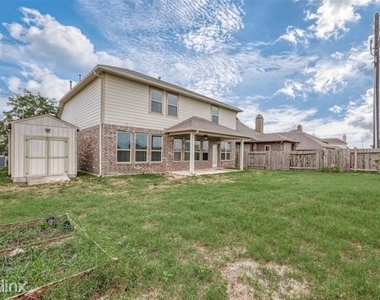 3406 Benbrook Springs Lane - Photo Thumbnail 45