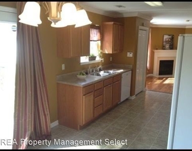 2708 Sands Road - Photo Thumbnail 9