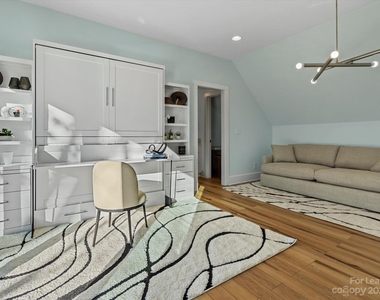 2816 Inlet Shore Drive - Photo Thumbnail 2