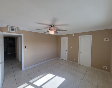 2871 N Ocean Boulevard - Photo Thumbnail 23