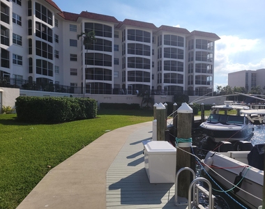 2871 N Ocean Boulevard - Photo Thumbnail 32