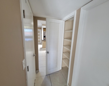 2871 N Ocean Boulevard - Photo Thumbnail 9