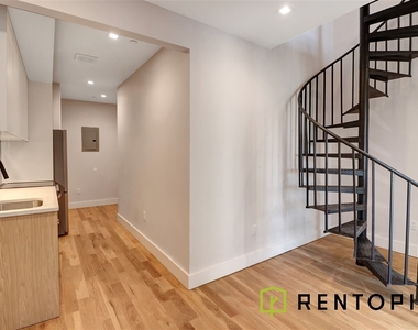 415 Manhattan Avenue - Photo Thumbnail 1