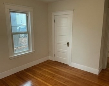 14 Forest Ave - Photo Thumbnail 23