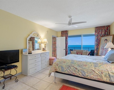 16550 Gulf Boulevard - Photo Thumbnail 22