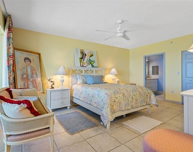 16550 Gulf Boulevard - Photo Thumbnail 19