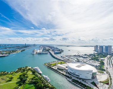 1000 Biscayne Blvd - Photo Thumbnail 3