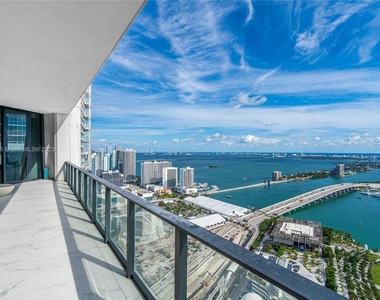 1000 Biscayne Blvd - Photo Thumbnail 13