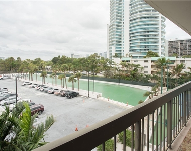 2333 Brickell Ave. - Photo Thumbnail 21