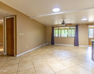 1458 S Park Lane - Photo Thumbnail 5