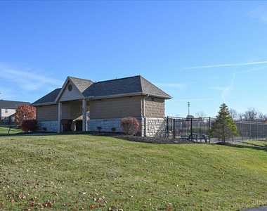 5984 Bluffs Drive - Photo Thumbnail 42