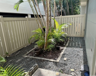 2845 Waialae Avenue - Photo Thumbnail 15