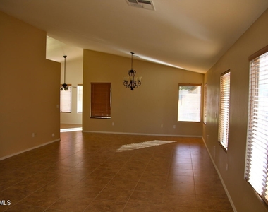 1353 W Page Avenue - Photo Thumbnail 26