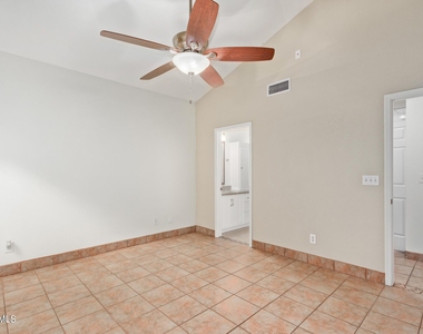 4685 W Shannon Street - Photo Thumbnail 20