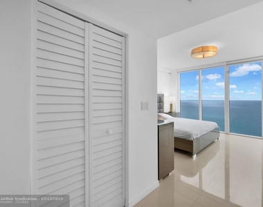 16699 E Collins Ave - Photo Thumbnail 18