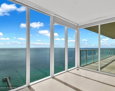 16699 E Collins Ave - Photo Thumbnail 19