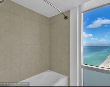 16699 E Collins Ave - Photo Thumbnail 26