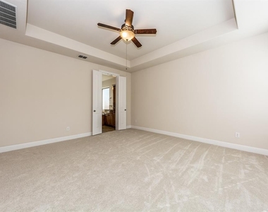 12723 Ridge Spring Drive - Photo Thumbnail 22