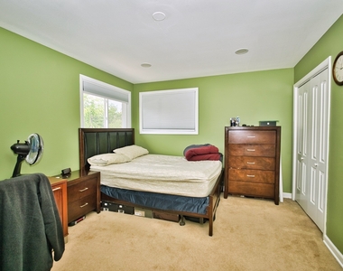 7705 Kostner Avenue - Photo Thumbnail 20