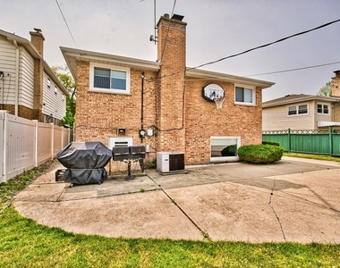 7705 Kostner Avenue - Photo Thumbnail 2