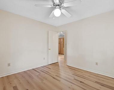 1601 Stuart Square Circle - Photo Thumbnail 20