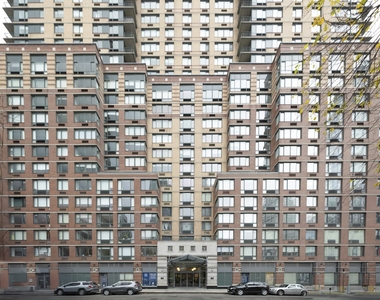 75 West End Avenue - Photo Thumbnail 10