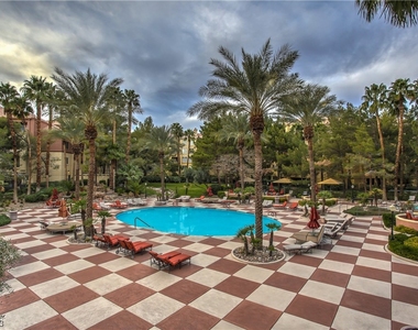 230 E Flamingo Road - Photo Thumbnail 19