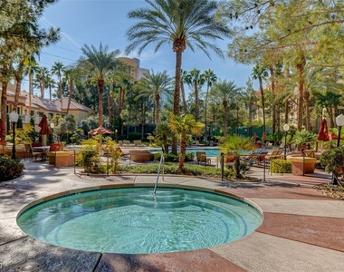 230 E Flamingo Road - Photo Thumbnail 32