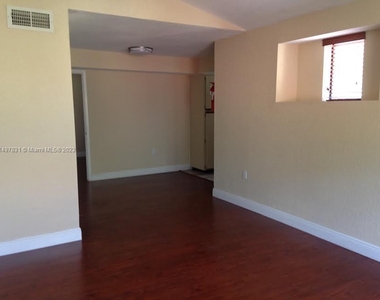 10441 Sw 155th Ct - Photo Thumbnail 8