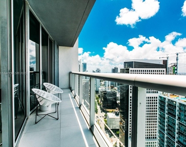 485 Brickell Ave - Photo Thumbnail 22